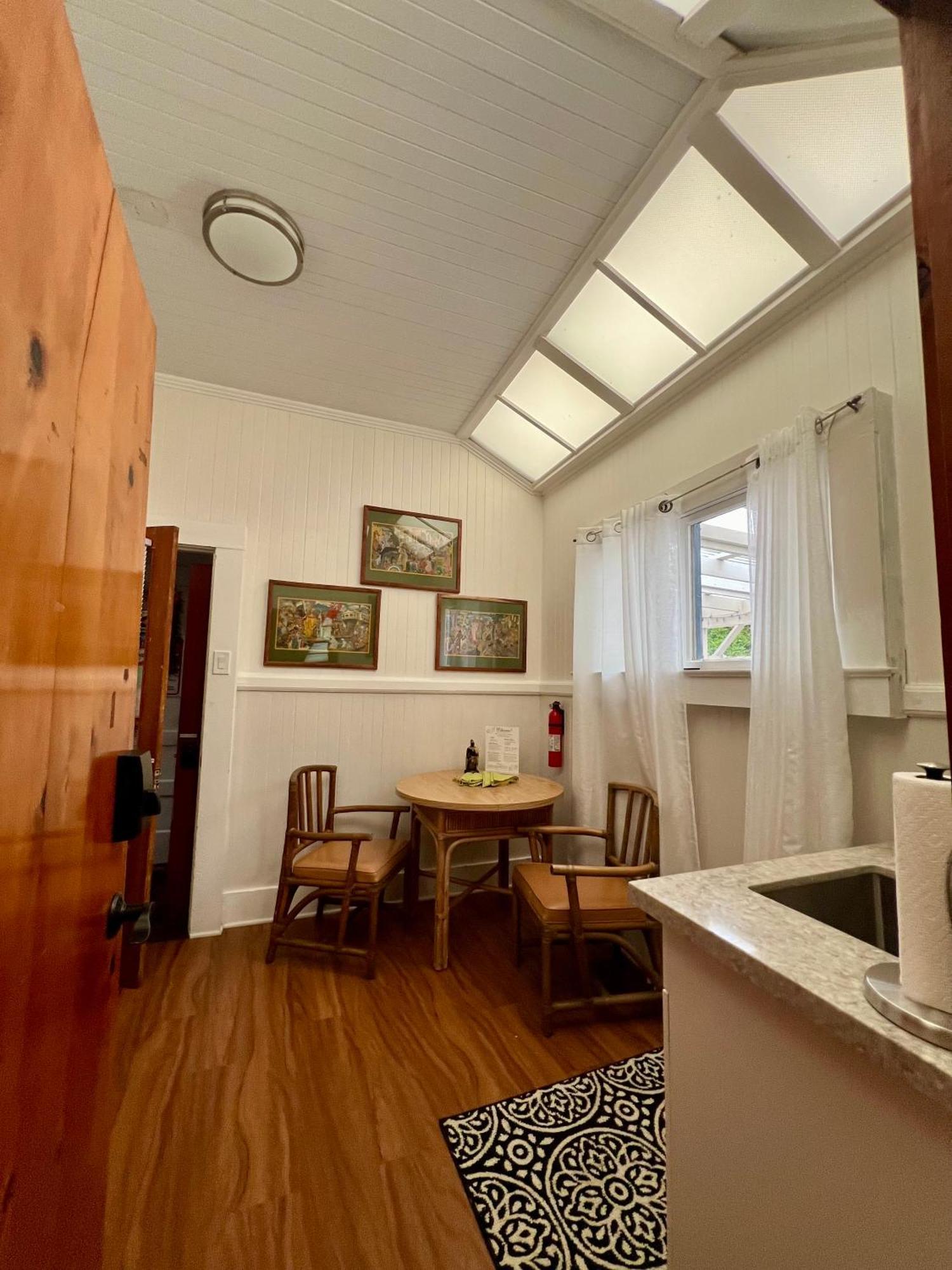 Aloha Junction Bed And Breakfast -Minutes Away From Hawaii Volcanoes National Park Extérieur photo