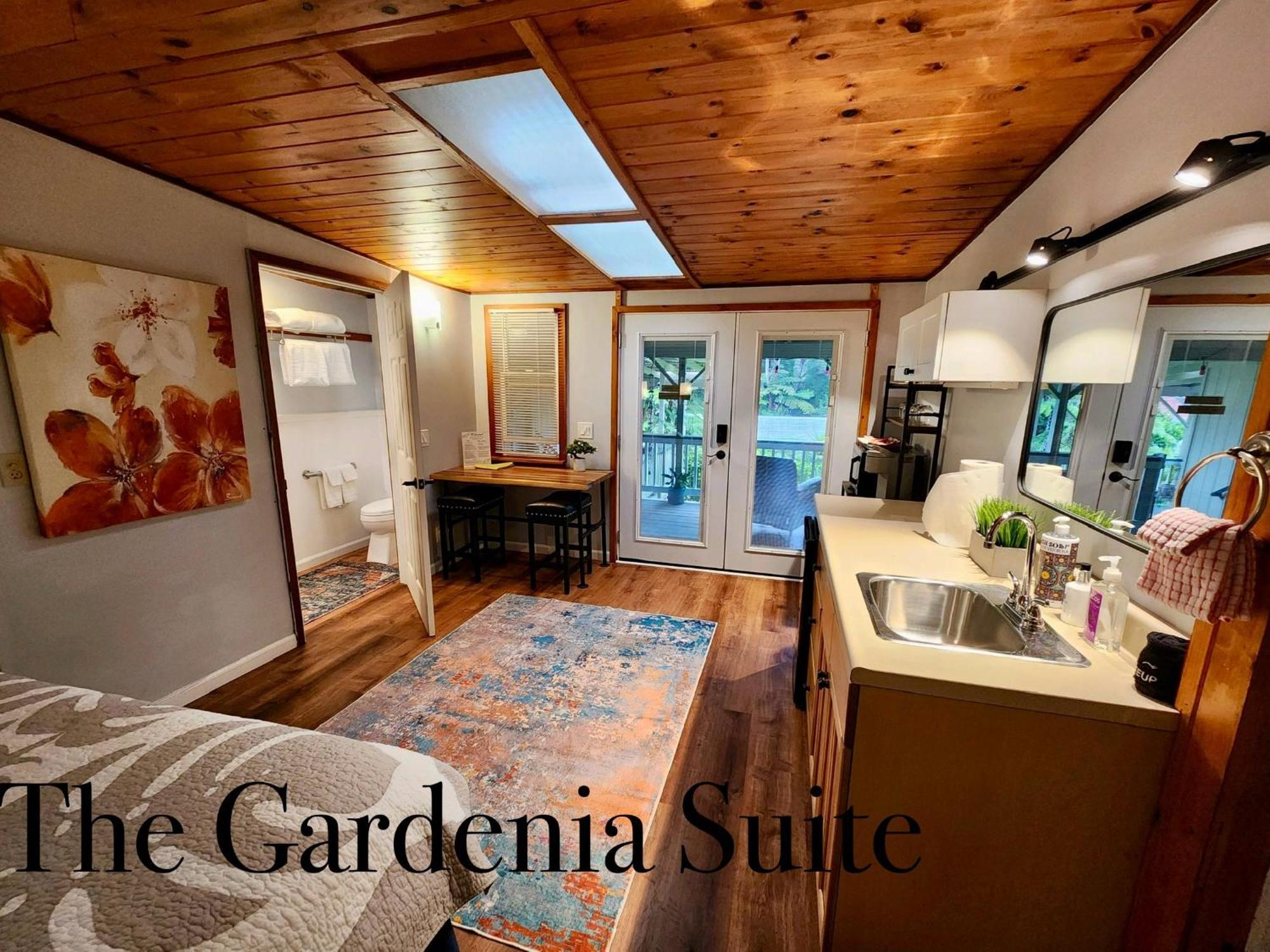 Aloha Junction Bed And Breakfast -Minutes Away From Hawaii Volcanoes National Park Extérieur photo
