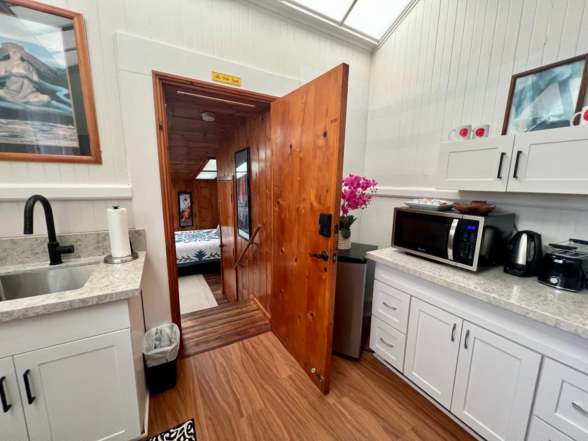 Aloha Junction Bed And Breakfast -Minutes Away From Hawaii Volcanoes National Park Extérieur photo